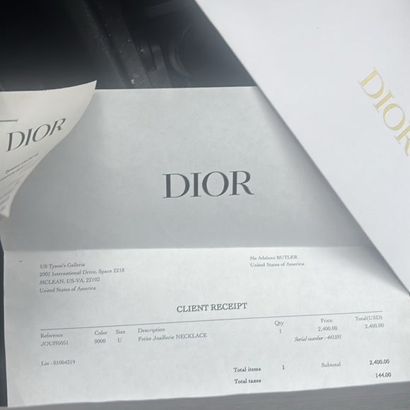 real 18k gold dior necklace with real diamond emblem on the letter “i” - Picture 5 of 7